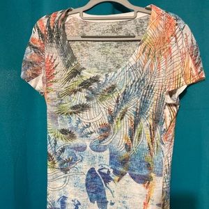 Artistic tee